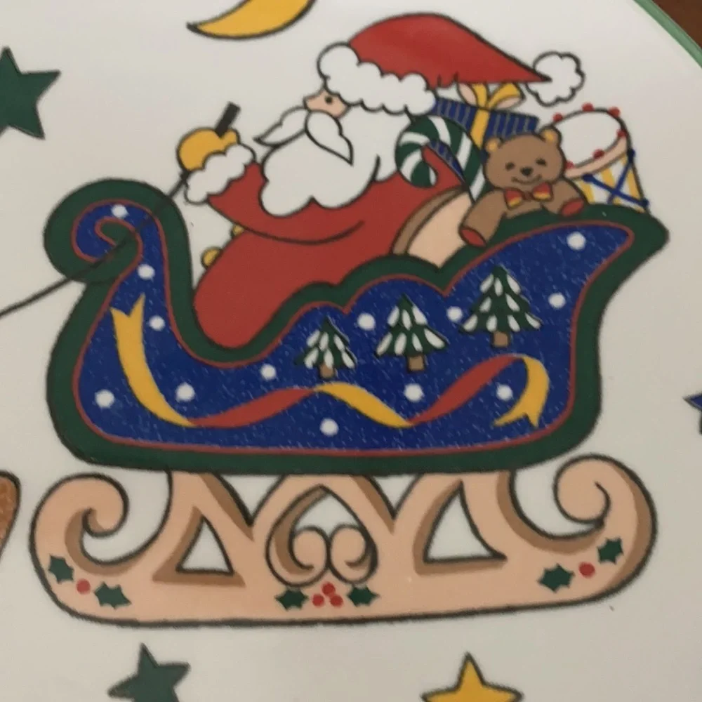 Mikasa  Cookies For Santa Plate Ultra Ceramic FX056